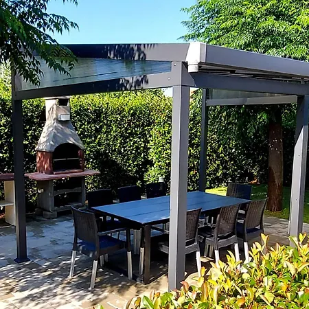 Vendégház Sunny Spell With Free Parking And Garden Zára