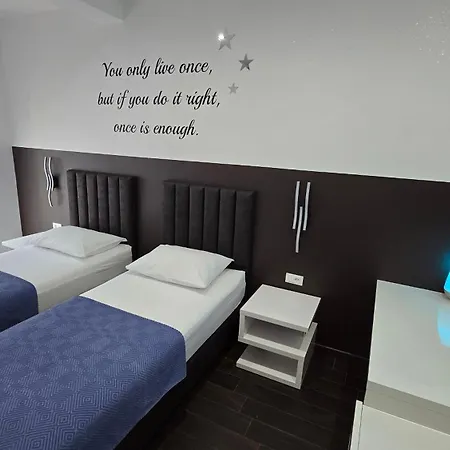 Sunny Spell With Free Parking And Garden 3* Zadar