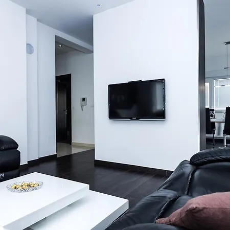 Pensión Sunny Spell With Free Parking And Garden 3*