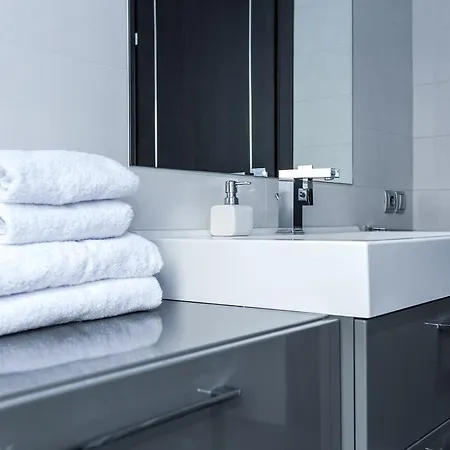 Sunny Spell With Free Parking And Garden Zadar