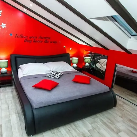 Pensión Sunny Spell With Free Parking And Garden