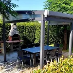 Gasthof Sunny Spell With Free Parking And Garden Zadar